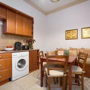 https://b12-comfort-apartemnts-city-center.krakowhotelspoland.com