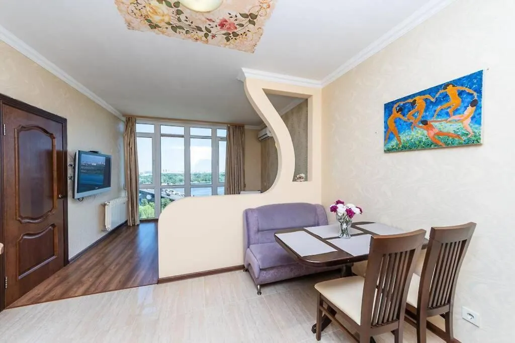 Apartments With Crazy Panoramic View Of The Dniepr كييف