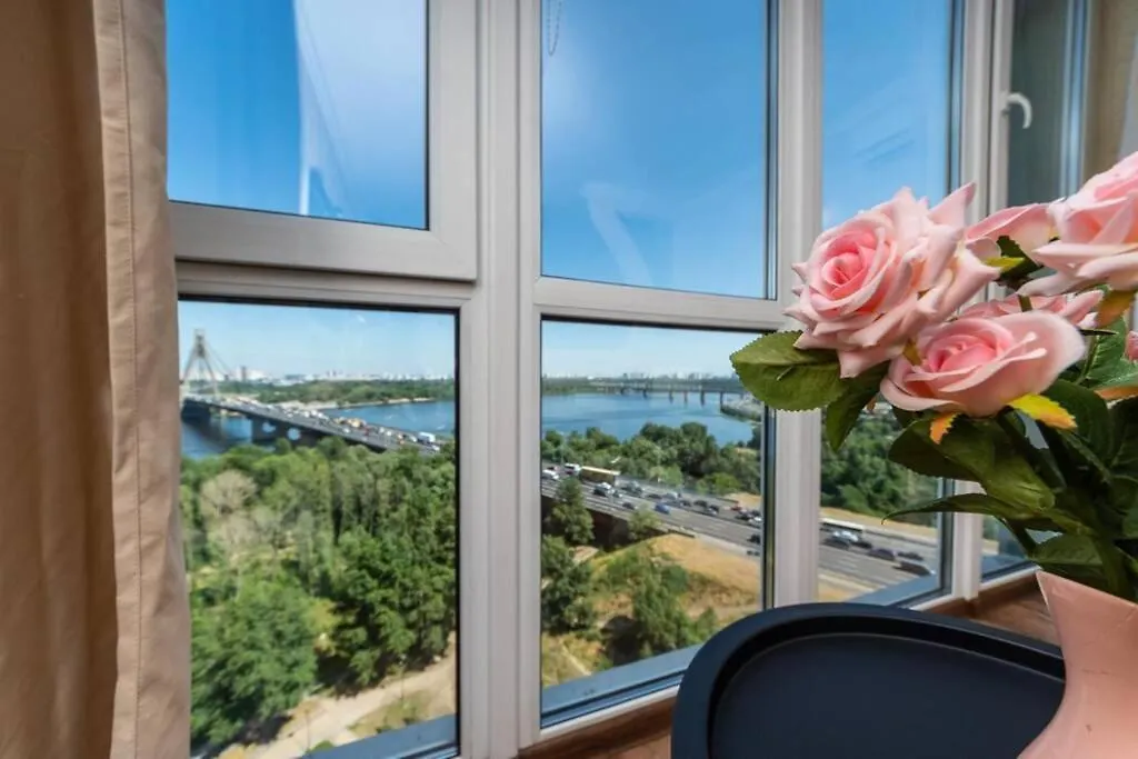Apartments With Crazy Panoramic View Of The Dniepr Kijev 0*,